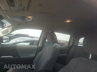 2020 Toyota Tacoma SR5 Crew Cab Medium Bed - miniatura 17