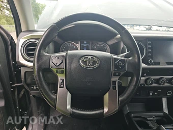 2020 Toyota Tacoma SR5 Crew Cab Medium Bed - miniatura 10