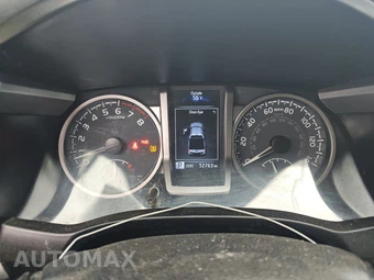 2020 Toyota Tacoma SR5 Crew Cab Medium Bed - miniatura 12