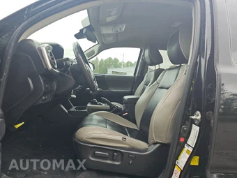 2020 Toyota Tacoma SR5 Crew Cab Medium Bed - miniatura 7