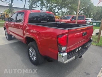 2020 Toyota Tacoma SR5 Crew Cab Medium Bed - miniatura 6