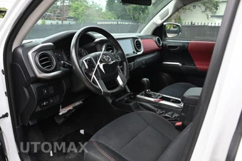 2020 Toyota Tacoma SR5 Crew Cab Medium Bed - miniatura 11
