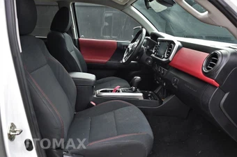 2020 Toyota Tacoma SR5 Crew Cab Medium Bed - miniatura 12