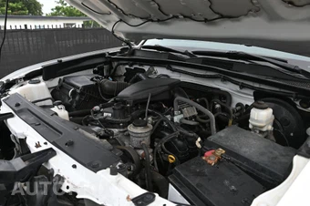 2020 Toyota Tacoma SR5 Crew Cab Medium Bed - miniatura 16