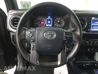 2020 Toyota Tacoma TRD Off-Road Crew Cab Long Bed - miniatura 10