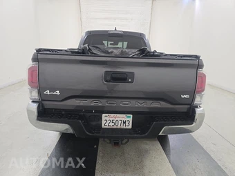 2020 Toyota Tacoma TRD Off-Road Crew Cab Long Bed - miniatura 5