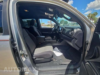 2020 Toyota Tacoma TRD Off-Road Crew Cab Medium Bed - miniatura 18