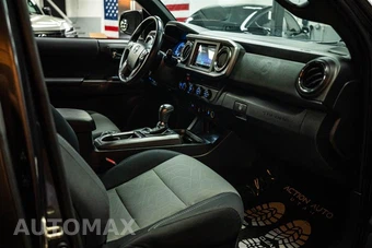 2020 Toyota Tacoma TRD Off-Road Crew Cab Medium Bed - miniatura 12