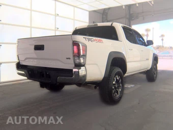 2020 Toyota Tacoma TRD Off-Road Crew Cab Medium Bed - miniatura 4