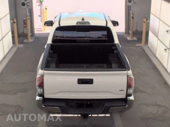 2020 Toyota Tacoma TRD Off-Road Crew Cab Medium Bed - miniatura 5