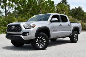 2020 Toyota Tacoma TRD Off-Road Crew Cab Medium Bed - miniatura 2