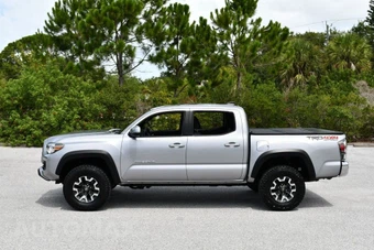 2020 Toyota Tacoma TRD Off-Road Crew Cab Medium Bed - miniatura 27