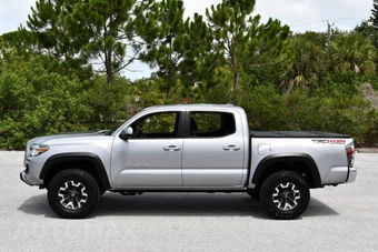 2020 Toyota Tacoma TRD Off-Road Crew Cab Medium Bed - miniatura 29