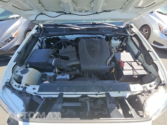 2020 Toyota Tacoma TRD Off-Road Crew Cab Medium Bed - miniatura 15