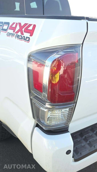 2020 Toyota Tacoma TRD Off-Road Crew Cab Medium Bed - miniatura 39