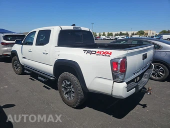 2020 Toyota Tacoma TRD Off-Road Crew Cab Medium Bed - miniatura 6