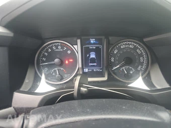 2020 Toyota Tacoma TRD Off-Road Crew Cab Medium Bed - miniatura 12