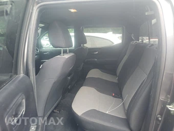 2020 Toyota Tacoma TRD Off-Road Crew Cab Medium Bed - miniatura 13