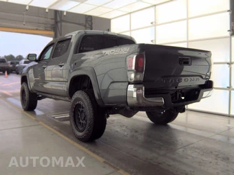 2020 Toyota Tacoma TRD Off-Road Crew Cab Medium Bed - miniatura 6