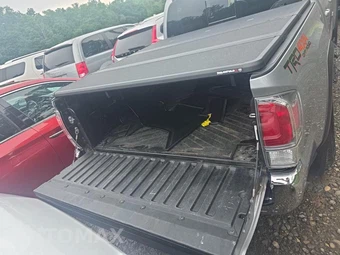 2020 Toyota Tacoma TRD Off-Road Crew Cab Medium Bed - miniatura 19
