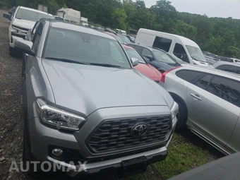 2020 Toyota Tacoma TRD Off-Road Crew Cab Medium Bed - miniatura 2