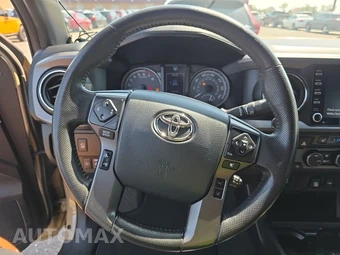 2020 Toyota Tacoma TRD Off-Road Crew Cab Medium Bed - miniatura 10