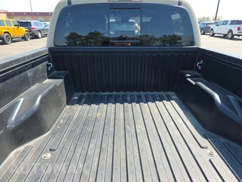 2020 Toyota Tacoma TRD Off-Road Crew Cab Medium Bed - miniatura 16