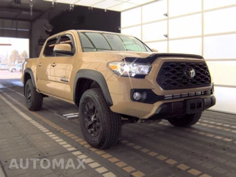 2020 Toyota Tacoma TRD Off-Road Crew Cab Medium Bed - miniatura 3