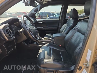 2020 Toyota Tacoma TRD Off-Road Crew Cab Medium Bed - miniatura 7