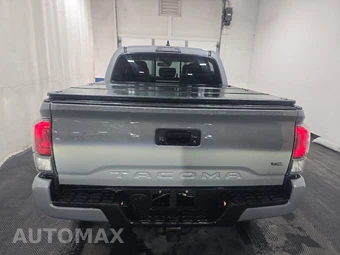 2020 Toyota Tacoma TRD Off-Road Crew Cab Medium Bed - miniatura 5
