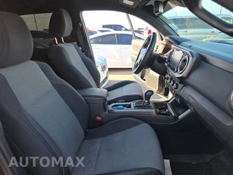 2020 Toyota Tacoma TRD Sport Crew Cab Long Bed - miniatura 8