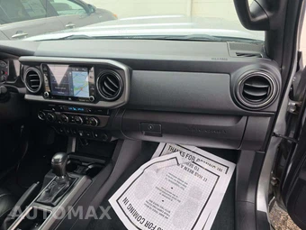 2020 Toyota Tacoma TRD Sport Crew Cab Long Bed - miniatura 19