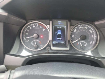 2020 Toyota Tacoma TRD Sport Crew Cab Long Bed - miniatura 9