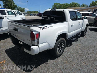 2020 Toyota Tacoma TRD Sport Crew Cab Medium Bed - miniatura 3