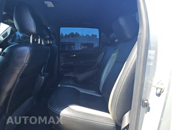 2020 Toyota Tacoma TRD Sport Crew Cab Medium Bed - miniatura 13
