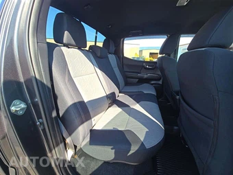2020 Toyota Tacoma TRD Sport Crew Cab Medium Bed - miniatura 16