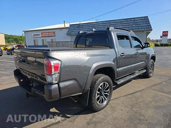 2020 Toyota Tacoma TRD Sport Crew Cab Medium Bed - miniatura 3