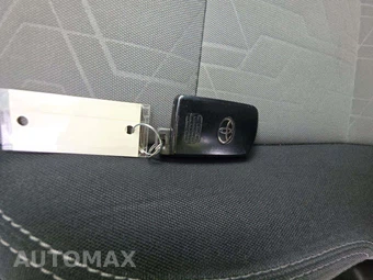 2020 Toyota Tacoma TRD Sport Crew Cab Medium Bed - miniatura 8