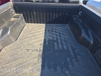 2020 Toyota Tacoma TRD Sport Crew Cab Medium Bed - miniatura 16