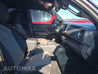 2020 Toyota Tacoma TRD Sport Crew Cab Medium Bed - miniatura 8