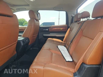 2020 Toyota Tundra 1794 Edition Crew Cab Short Bed - miniatura 13