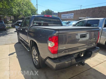 2020 Toyota Tundra Platinum Crew Cab Short Bed - miniatura 2