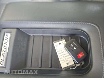 2020 Toyota Tundra Platinum Crew Cab Short Bed - miniatura 5