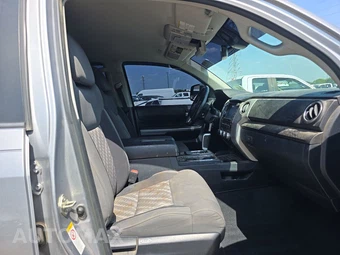2020 Toyota Tundra SR5 Crew Cab Short Bed - miniatura 8