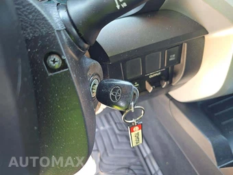 2020 Toyota Tundra SR5 Crew Cab Short Bed - miniatura 8