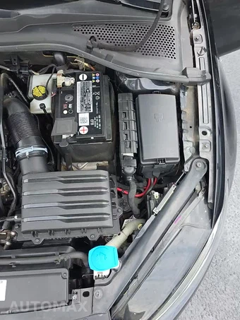 2020 Volkswagen Golf 1.4T - miniatura 29