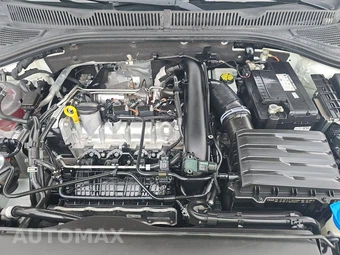 2020 Volkswagen Jetta R-Line – miniatura 15