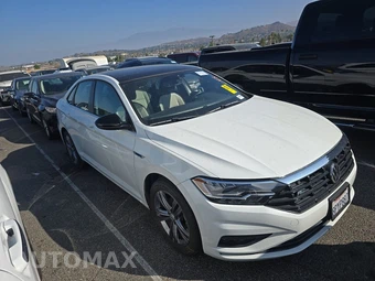 2020 Volkswagen Jetta R-Line – miniatura 3
