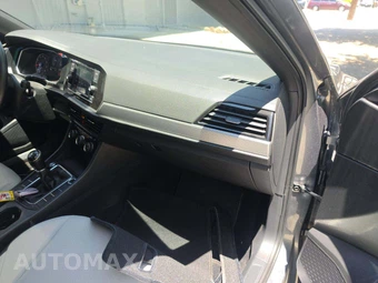 2020 Volkswagen Jetta R-Line – miniatura 19
