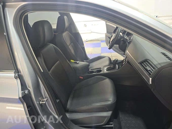 2020 Volkswagen Jetta SE - miniatura 18